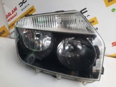 Duster 1 Orijinal Çıkma Sağ Far 2010 - 2013 İçi Siyah 1305236684