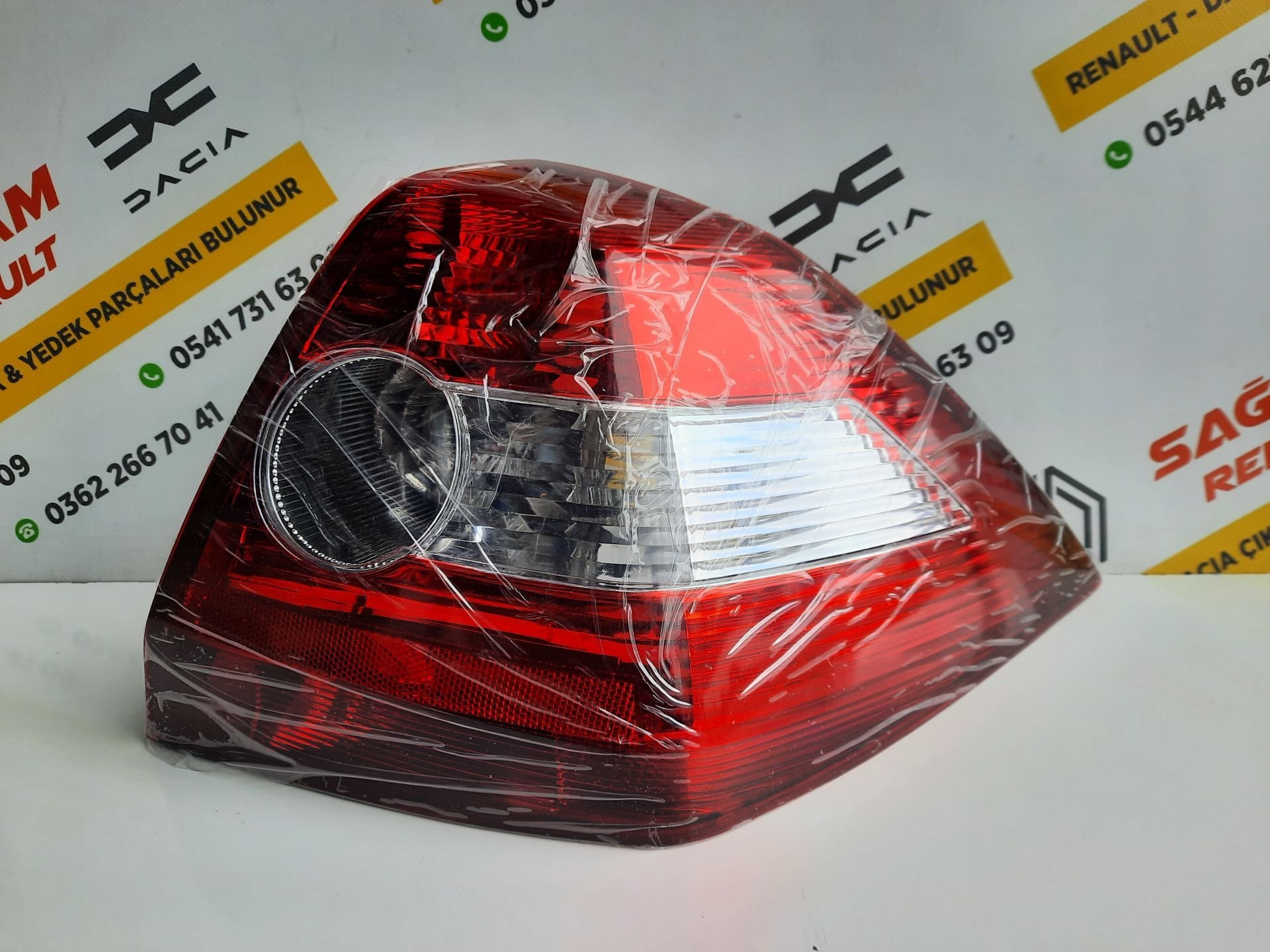 Megane 2 Sedan 2003-2006 Sıfır Sağ Stop - Mars 8200142681