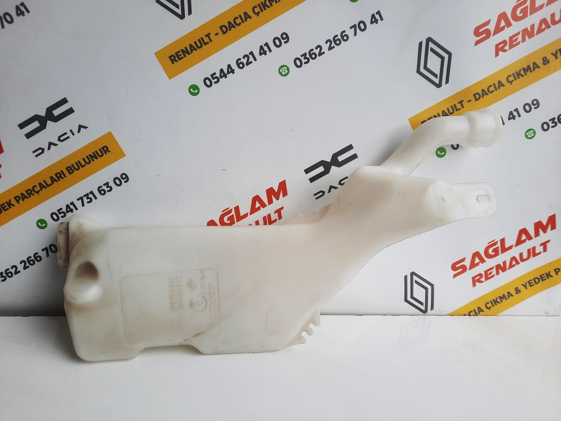 Megane 4 2016-2024 Orijinal Çıkma Ön Cam Su Bidonu Deposu 289107594R 289108311R