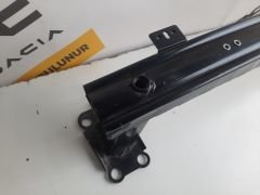Megane 4 2016-2024 Orijinal Çıkma Ön Tampon Demiri 752102333R 752105859R