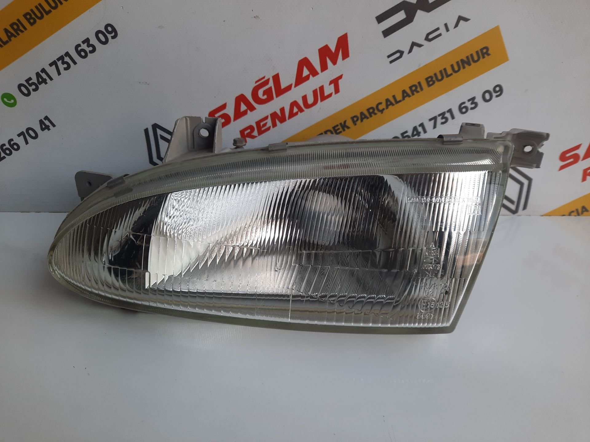 Accent Yumurta Kasa 1995-1997 Orijinal Çıkma Sol Far 221-1108L-LD-E