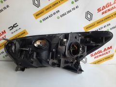 Captur Orijinal Çıkma Sağ Far 1305237130