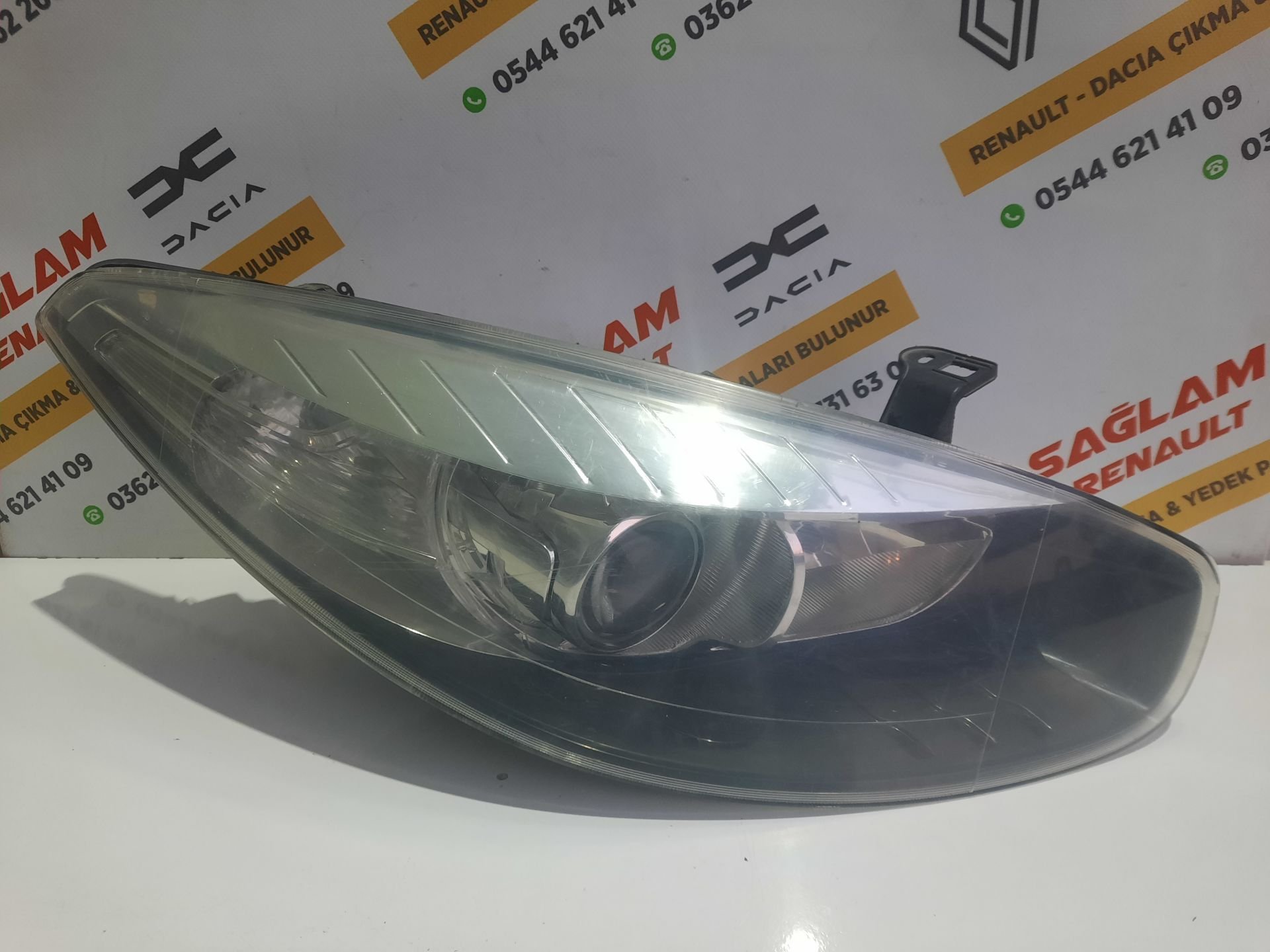 Fluence Orijinal Çıkma Xenon Sağ Far İçi Siyah 260107517R