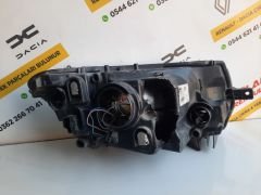 Logan MCV Sandero Orijinal Çıkma Sağ Far Kasası Kırık 260105344R