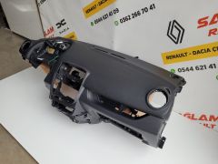 Clio 4 İcon Orijinal Sıfır Ön Göğüs Torpido Komple Kutulu 682000184R - Renault Mais