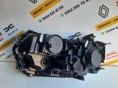 Duster 2 XJD 18-24 Orijinal Çıkma Ledli Sağ Far ( Camı Kırık ) 260101133R