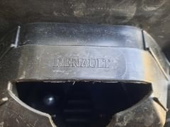 Clio 5 Orijinal Çıkma Hatasız Ön Panjur Komple 622567196R