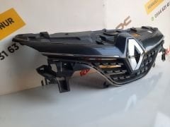 Clio 5 Orijinal Çıkma Hatasız Ön Panjur Komple 622567196R
