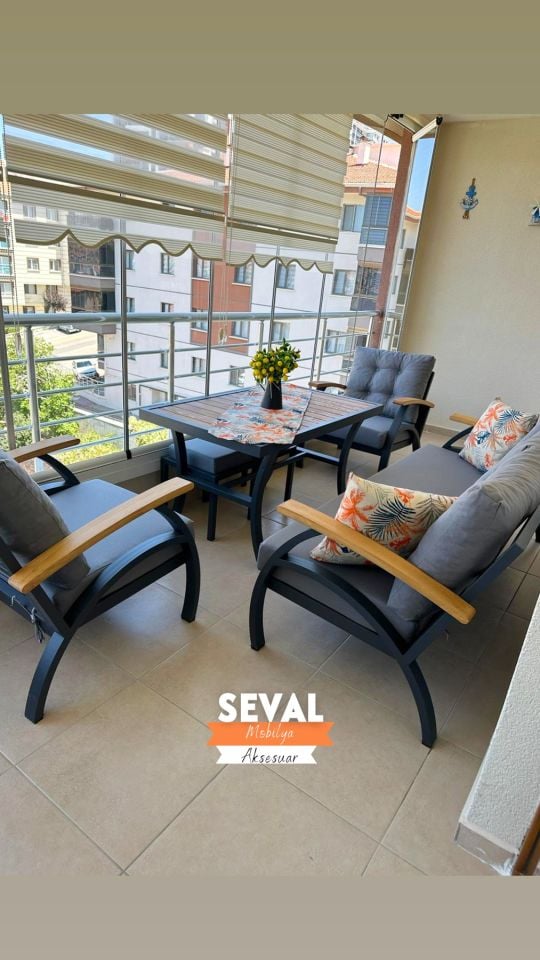 Nilüfer Balkon Takımı