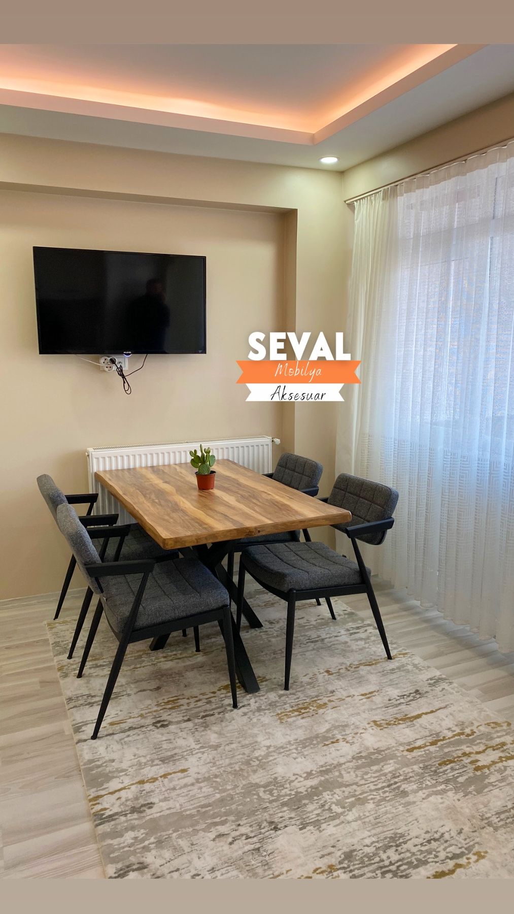 Kütük Sabit Masa + Klas Sandalye Takımı