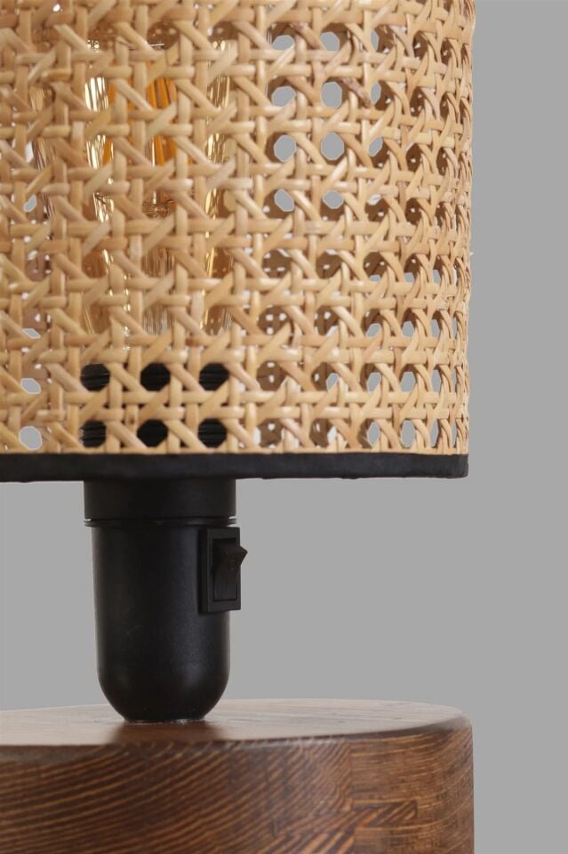 Ayça Ceviz Rattan Abajurlu Masa Lambası 