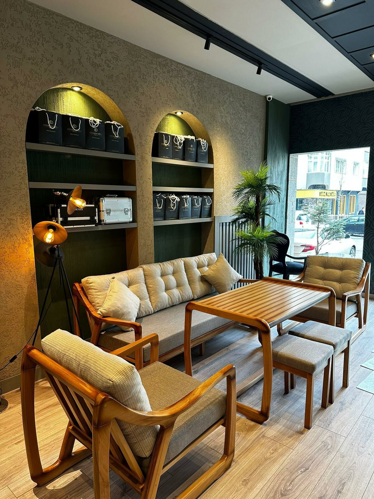 Kelebek Balkon Takımı