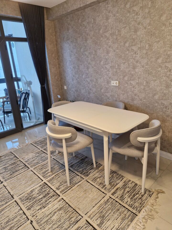 Beyaz Talha Masa + Polo Sandalye Takımı 