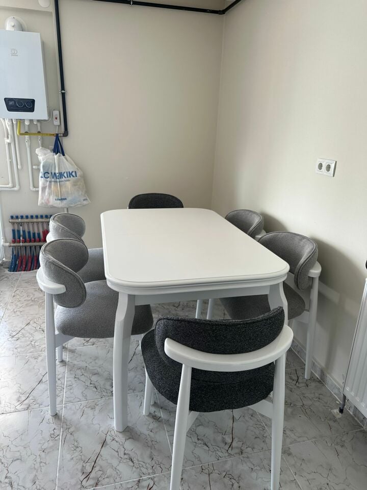 Beyaz Talha Masa + Polo Sandalye Takımı 