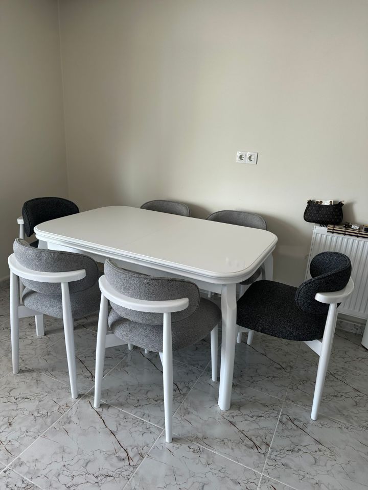 Beyaz Talha Masa + Polo Sandalye Takımı 