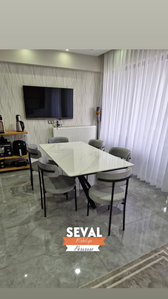 Porselen Örümcek Masa + Tedy Sandalye Takımı