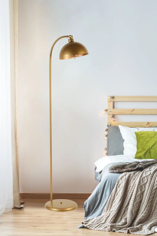 Azra Eskitme Lambader Retro Başlıklı 
