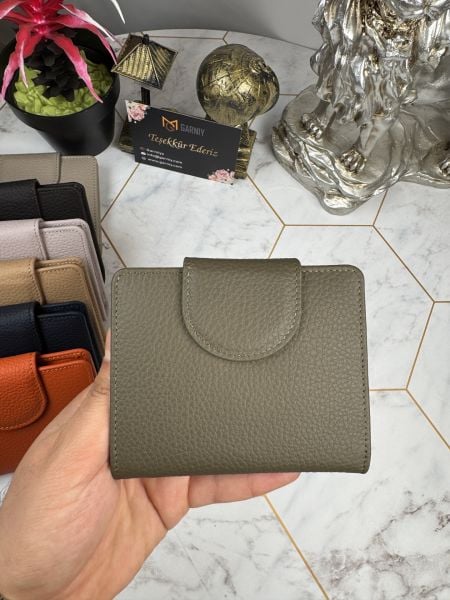 Bozuk Para Bölmeli Çıtçıtlı Şık Hakiki Deri Yeşil Kadın Cüzdan 38718