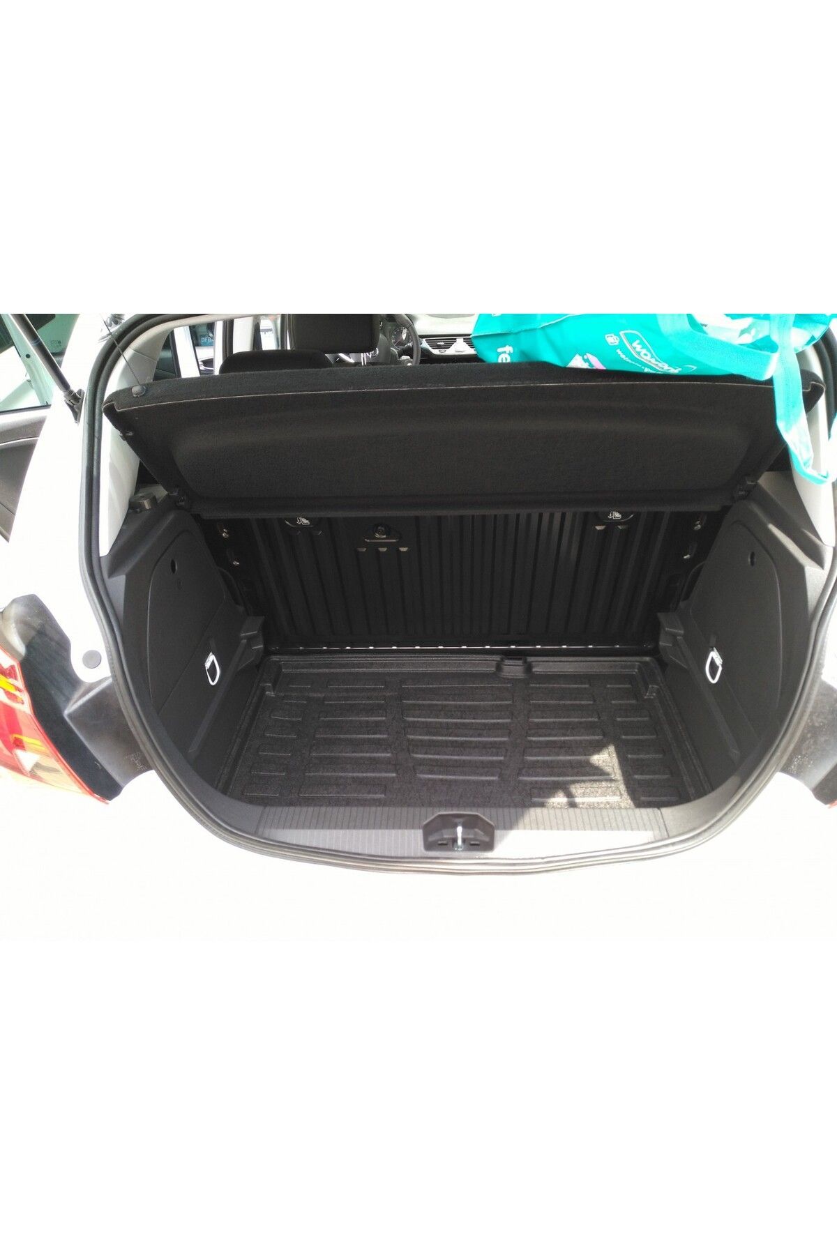 Opel Corsa D Hb Bagaj Havuzu 2007-2014 Arası