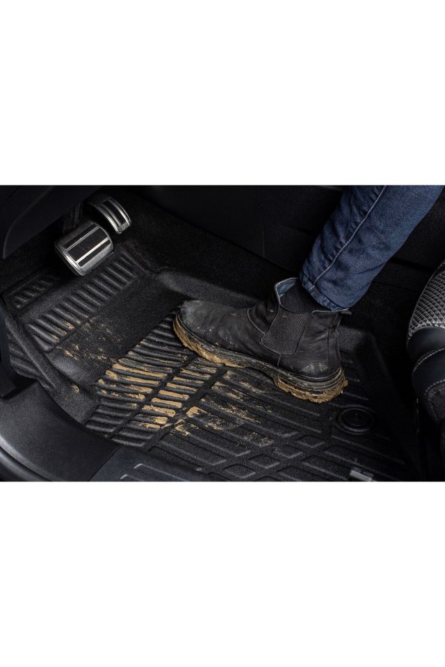 Fiat Fiorino 2015 Model Esnek Bagaj Havuzu Araca Özel Siyah Paspas Takımı