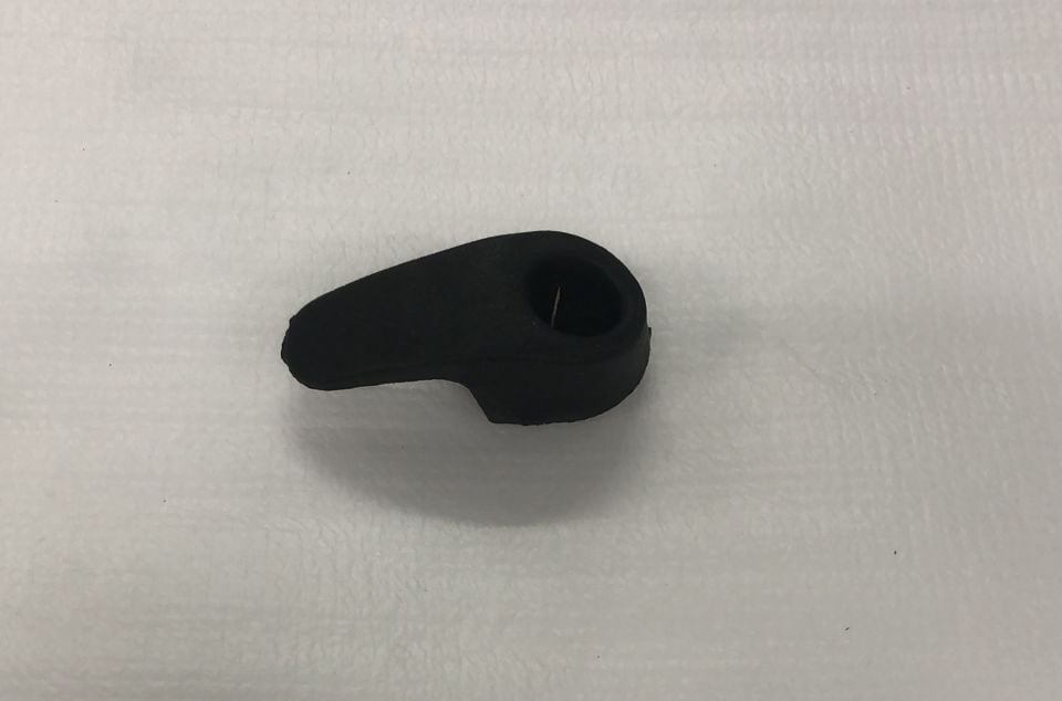 APS2 HELMET HANGER