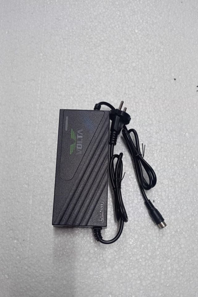 VB7 ŞARJ ALETİ  (18 V 18,5 A)