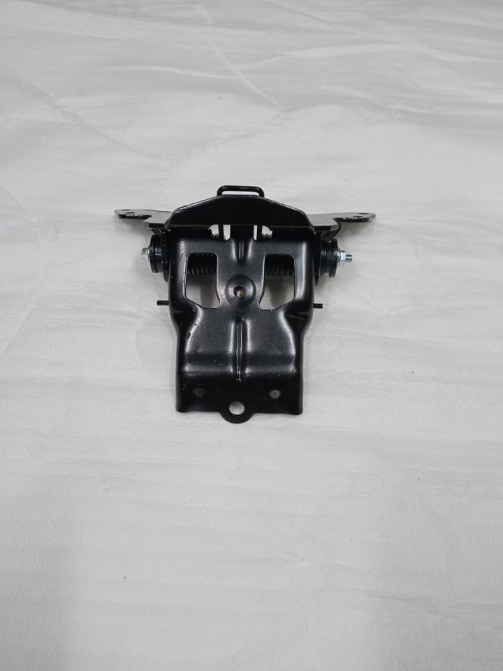 RM5 KOLTUK BRAKETİ