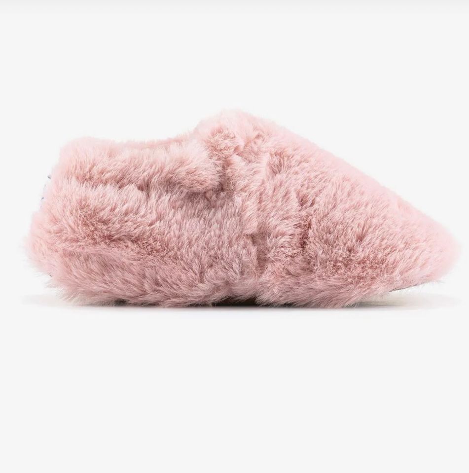 HOPFRÖG FURRY FURRY PEMBE KÜRK BAREFOOT PATİK
