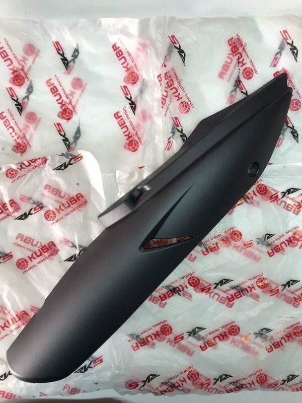 Rks Cross Blackwolf 250 Egzoz Üst Plastiği