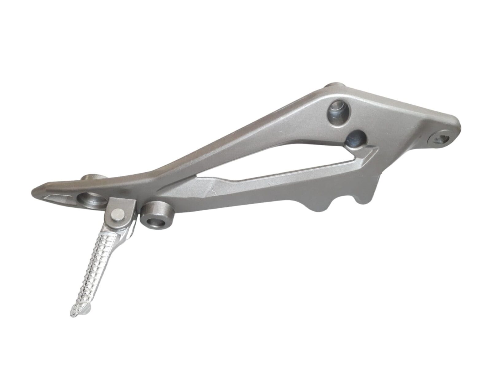MONDİAL KD125 F KIDEN BASAMAK BAĞLANTI BRAKETİ SAĞ