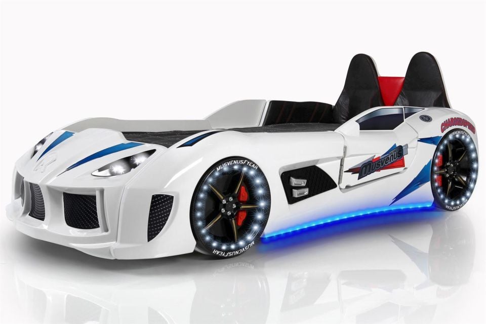 Audi V7 Arabalı Yatak Koltuklu Full Ledli - Beyaz