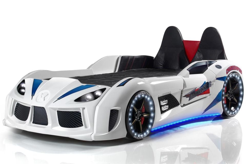 Audi V7 Arabalı Yatak Koltuklu Full Ledli - Beyaz