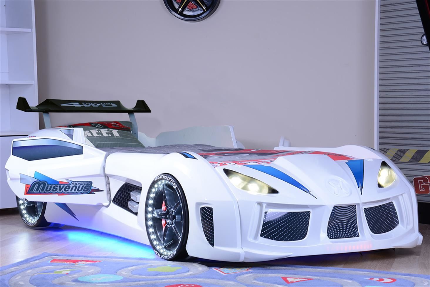 Audi V7 Arabalı Yatak Rüzgarlıklı Full Ledli