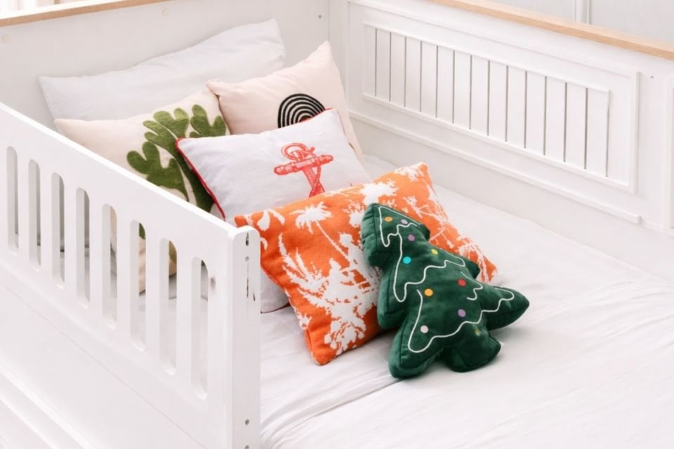 Zenit Yavrulu Karyola - Beyaz