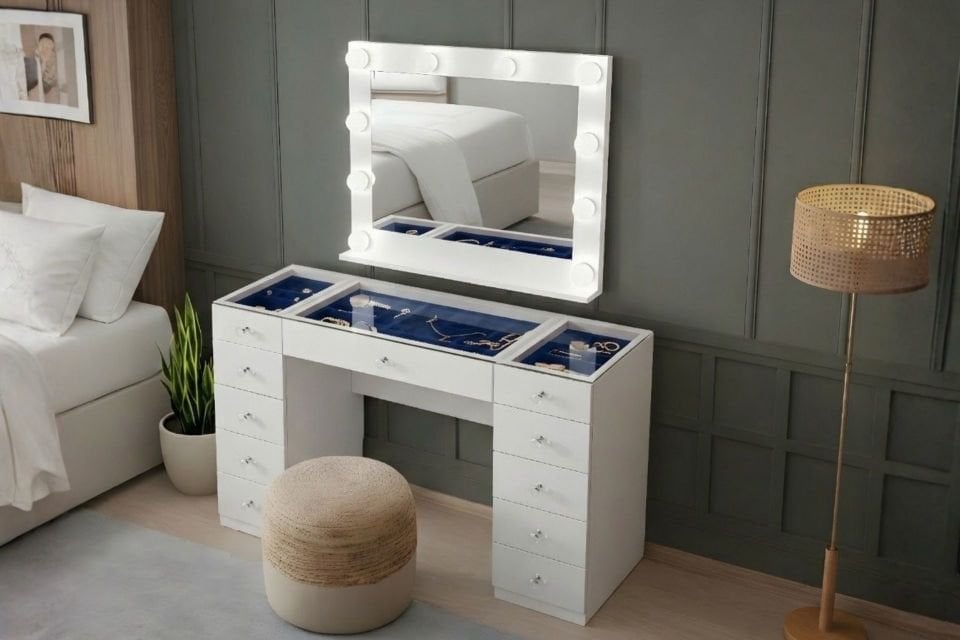 Velvet Aynalı Makyaj Masası