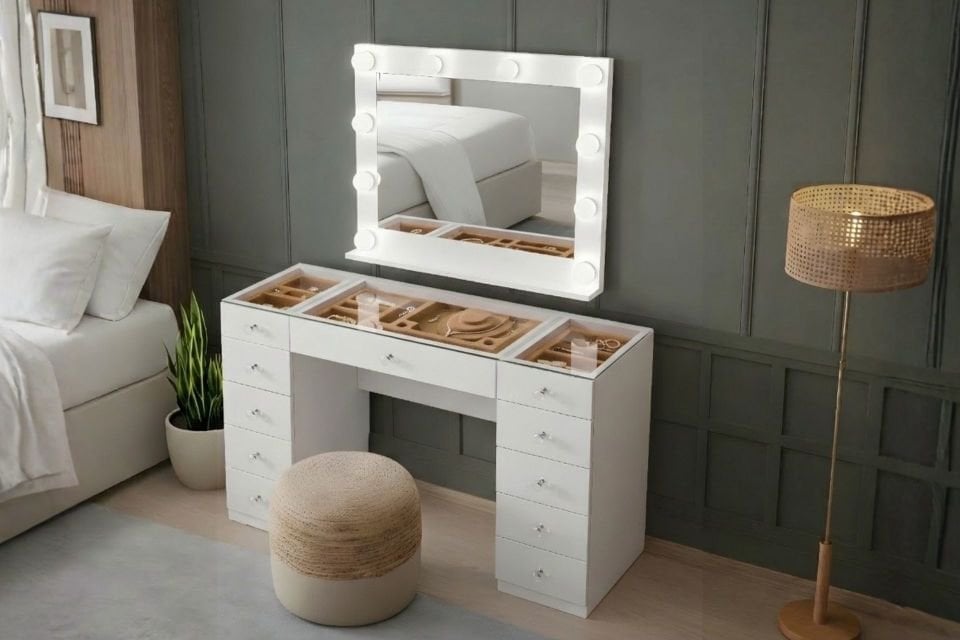 Velvet Aynalı Makyaj Masası