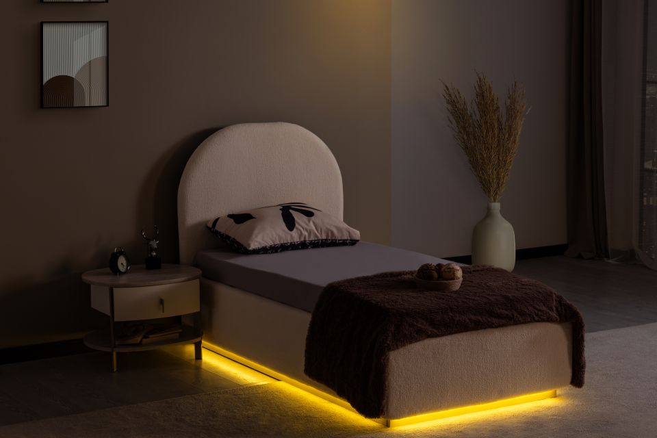 Blesk Ledli Bazalı Karyola