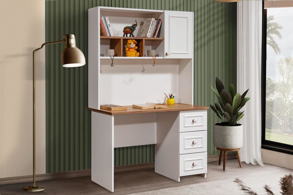 Alice Çalışma Masası