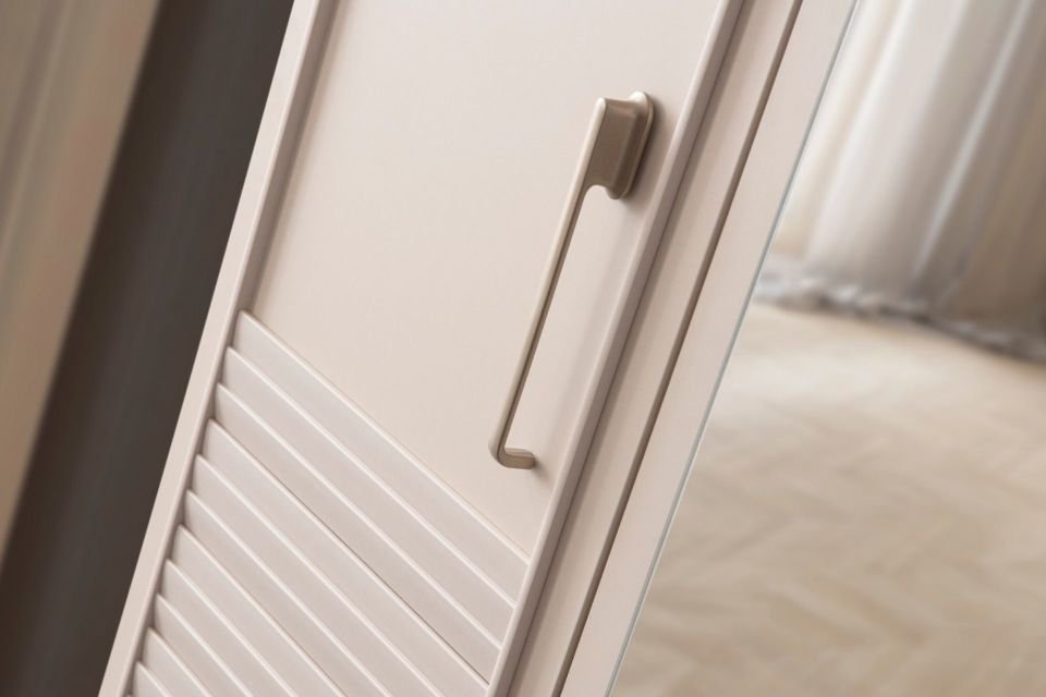 Vela 4 Kapaklı Aynalı Dolap