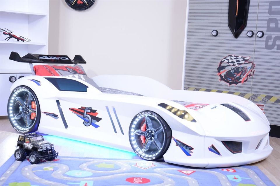 Jaguar Arabalı Yatak Rüzgarlıklı Full Ledli Kumandalı - Beyaz