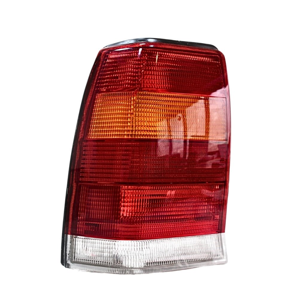 Opel Omega A Sol Stop Lambası ( Station Wagon ) - Depo 442-1909L-UE-YR