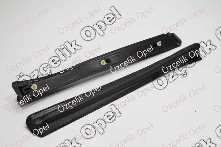 OPEL VECTRA B ORTA DİREK DIŞ KAPLAMA LASTİĞİ SAĞ  - ÖZÇ MARKA