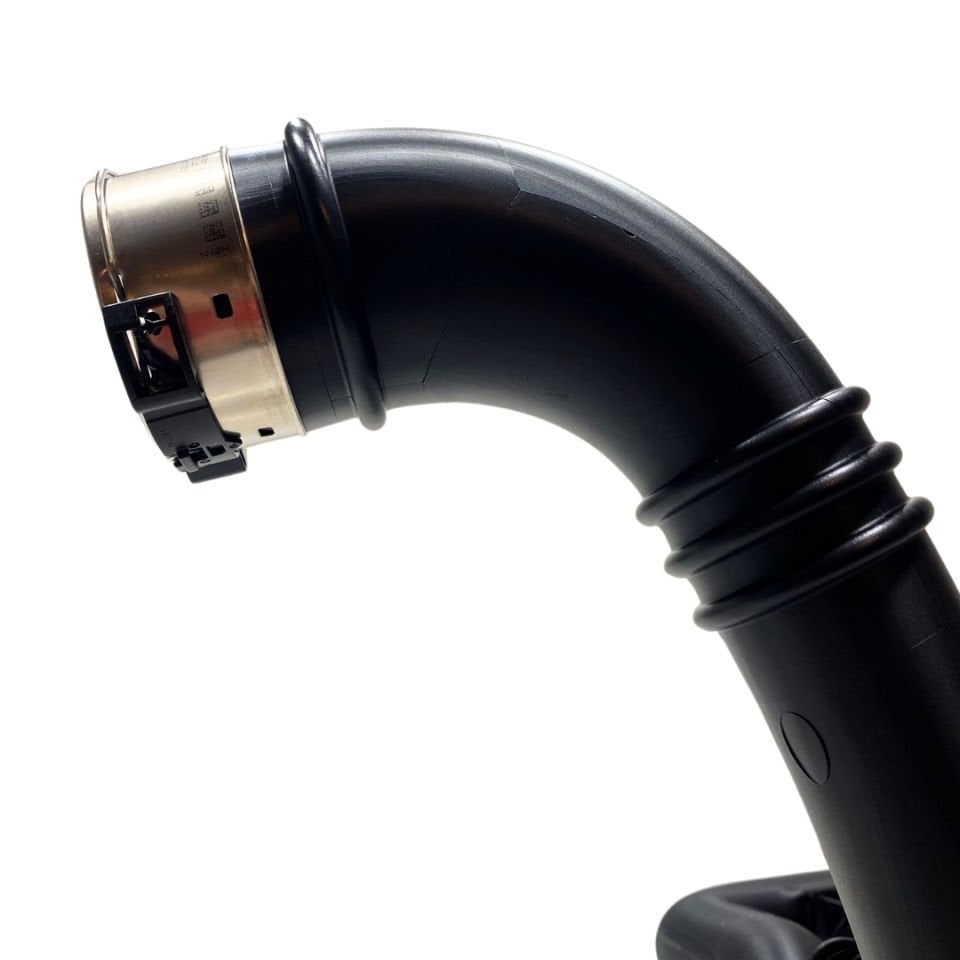 Opel İnsignia B 1.6 Dizel Turbo Çıkış Hortumu ( Otomatik Vites) - Orijinal 39082934