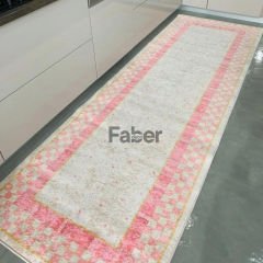 Pembe Kare Desenli Dekoratif Mutfak Halısı