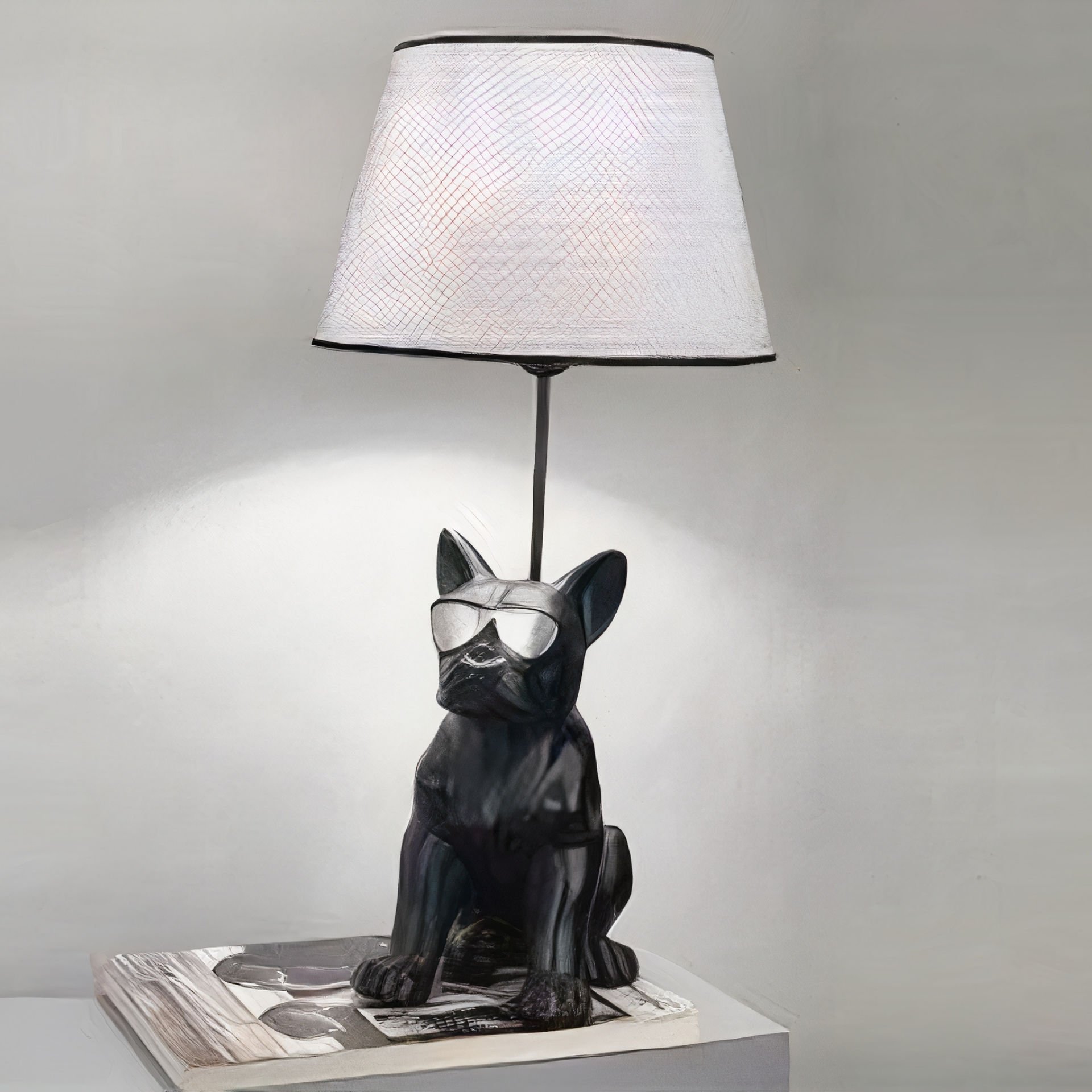 Modern Fransız Bulldog Figürlü Dekoratif Abajur