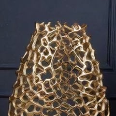 Gold Kabartma Desenli Metal Büyük Dekoratif Vazo