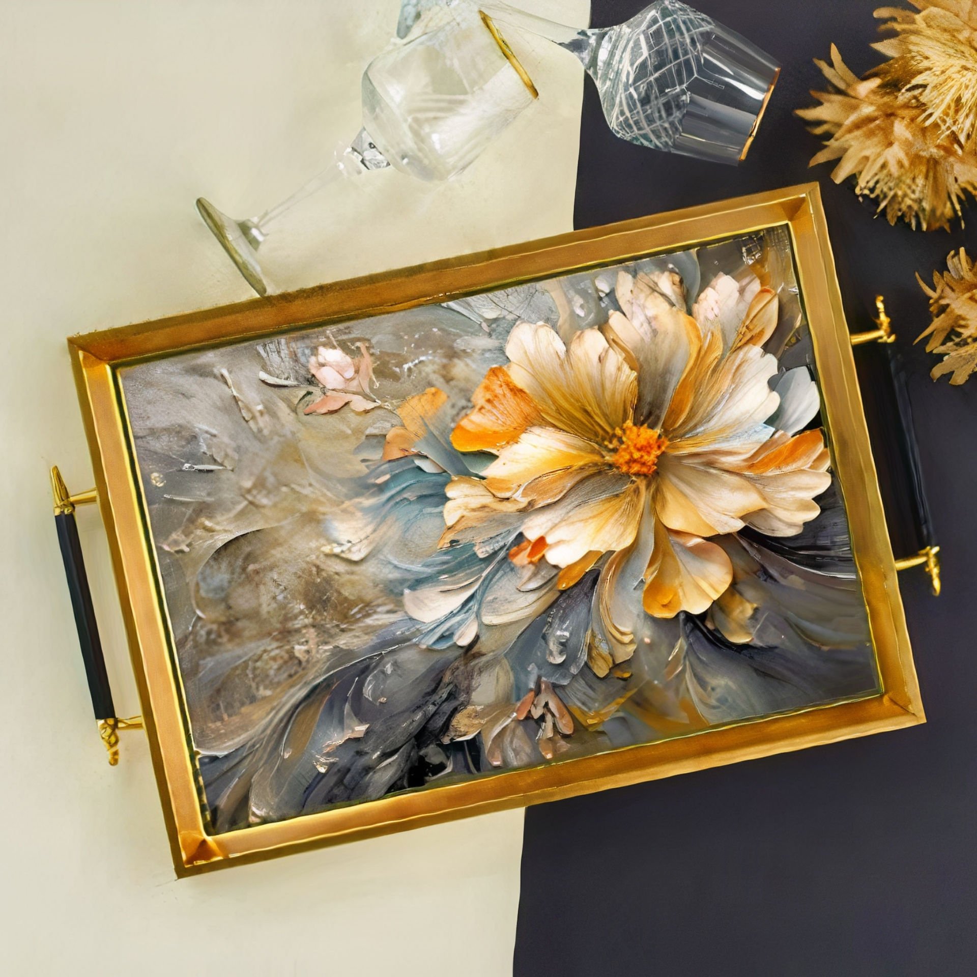 Altın Çerçeveli Çiçek Desenli Dekoratif Tepsi