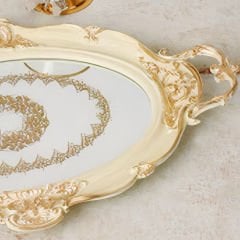 Oval Gold Varak Beyaz İşlemeli Dekoratif Tepsi