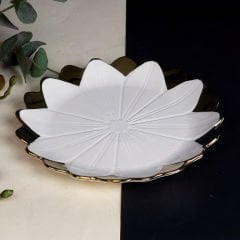 Gold Çerçeveli Kabartma Desenli Yuvarlak 6 Parça Yemek Tabağı