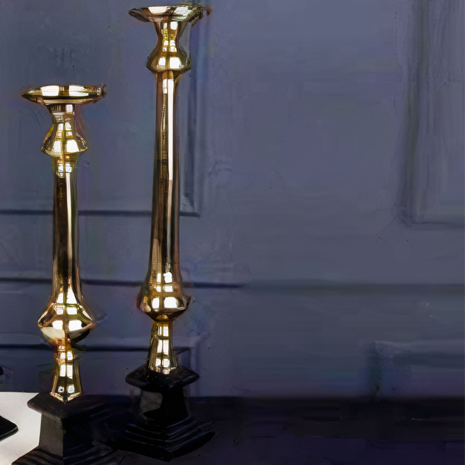 Gold Metal Ayaklı Dekoratif Şamdan